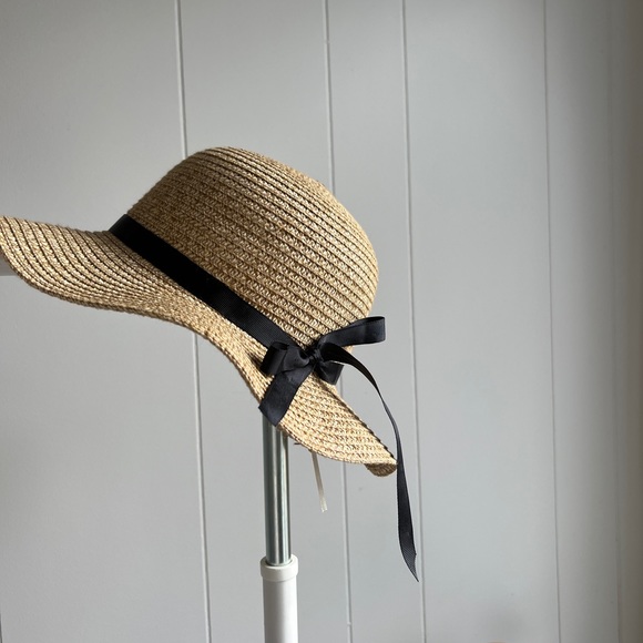 Chapeau - Picture 2 of 4